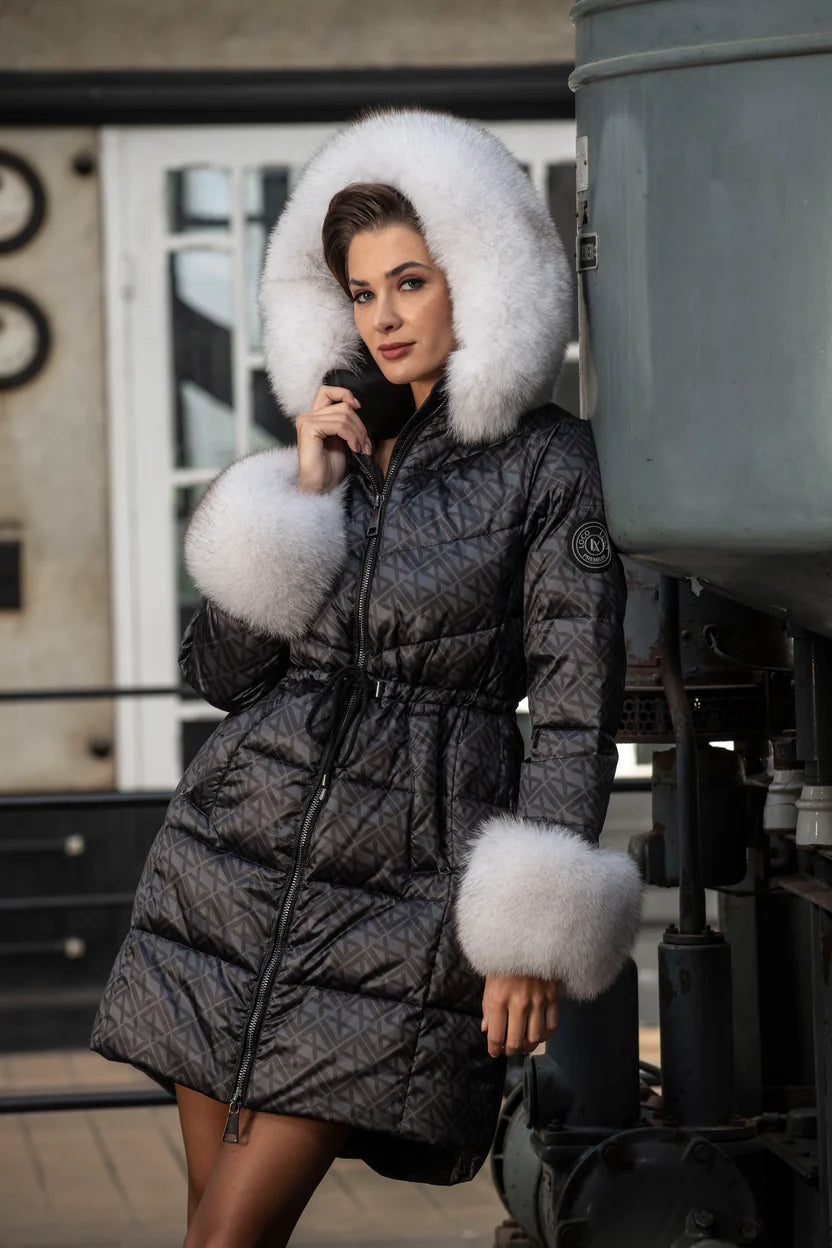 KISPO LOCOLUXO COMPRIDO COM MONOGRAMA