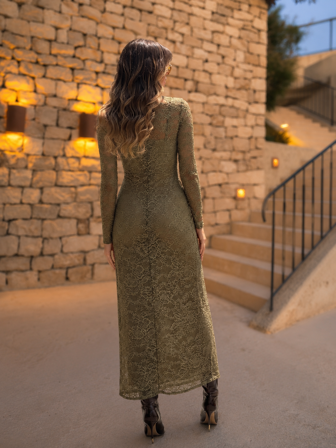 VESTIDO LANÇA PERFUME RENDA