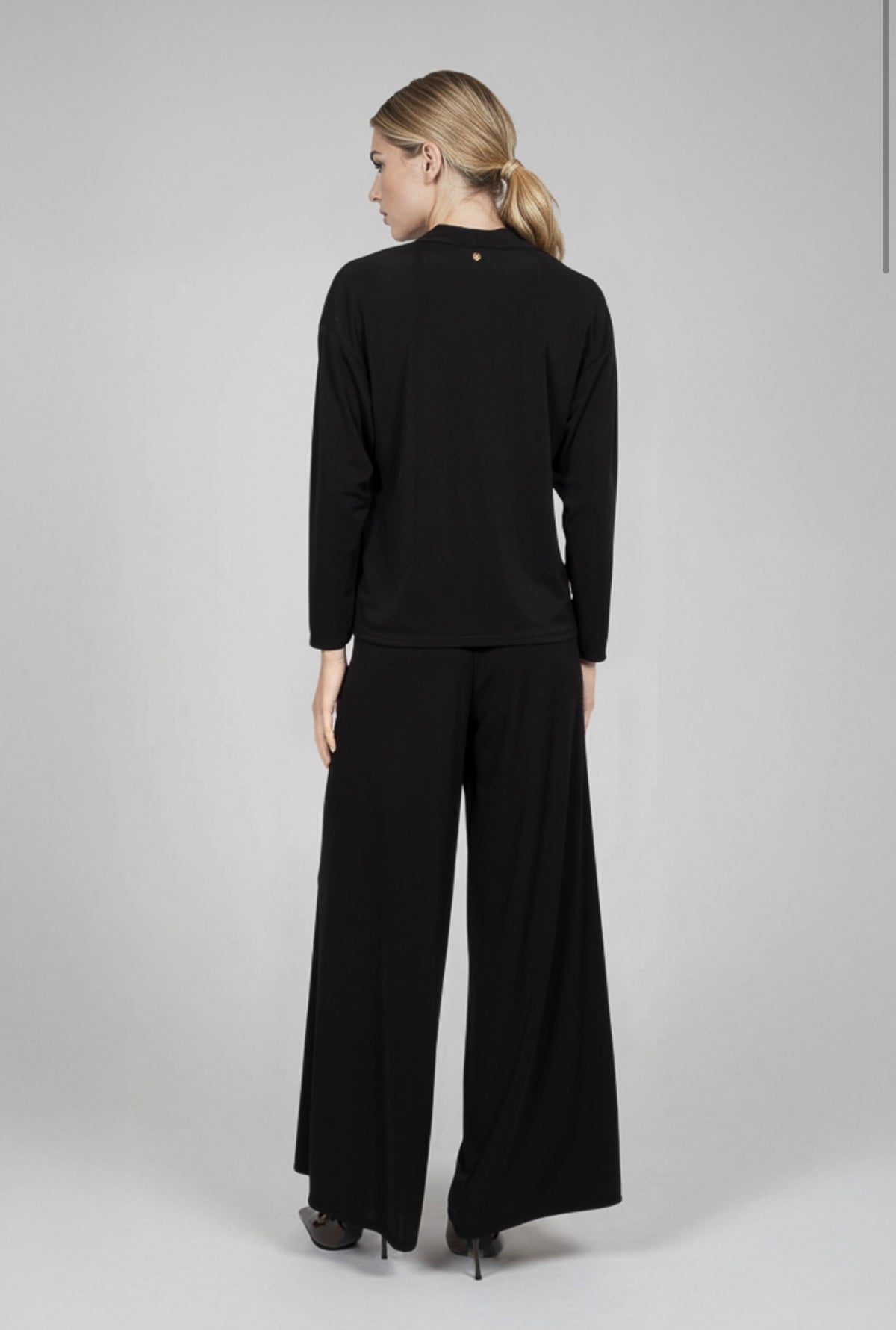 TOPWEAR GOA GOA