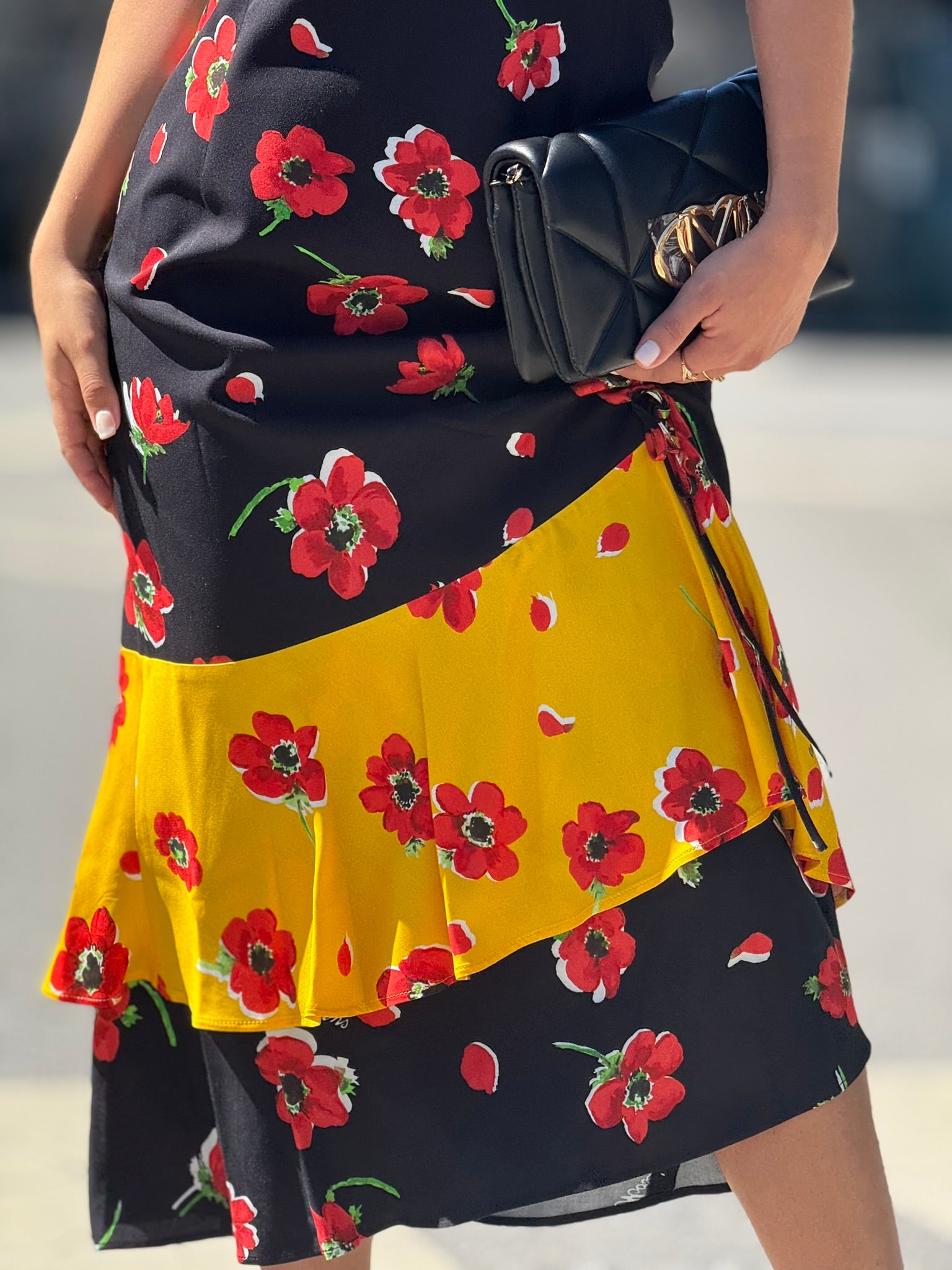 VESTIDO MOSCHINO FLORES