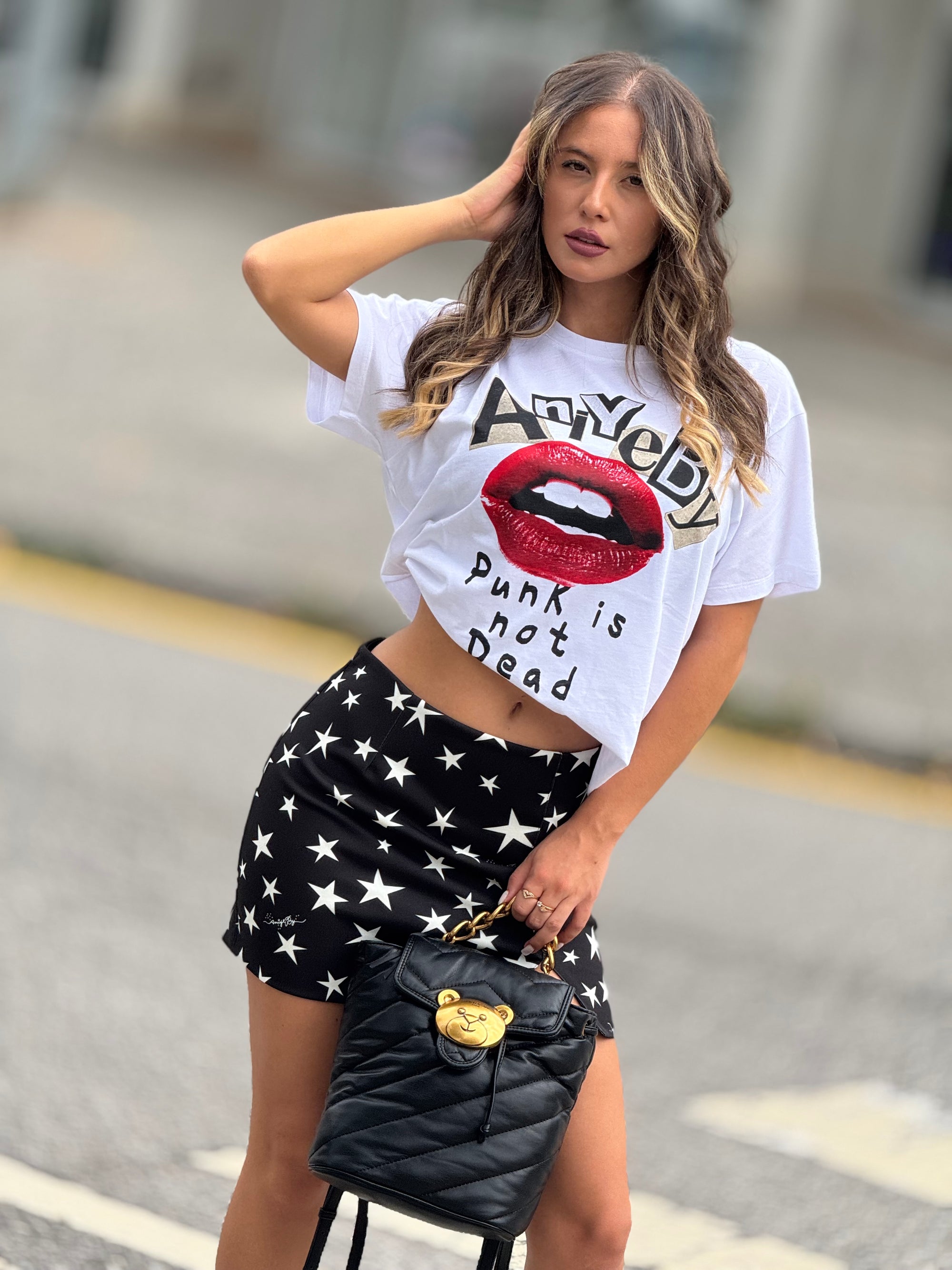 T-SHIRT ANIYE PUNK
